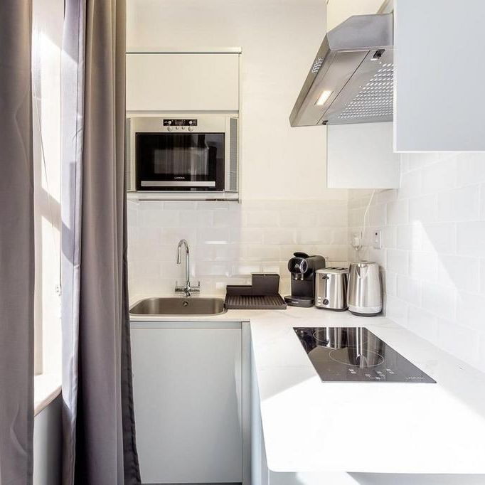 Studio to rent - Photo 1