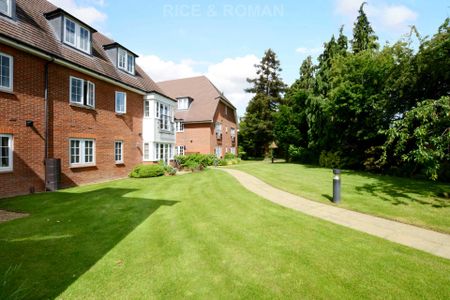 2 Bedroom Apartment, Cobham Grange – Cobham - Photo 3