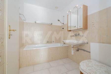 Sonnig sowie bestens ein- und angebunden: 3½-Zimmer-Wohnung mit Aussicht - Photo 5