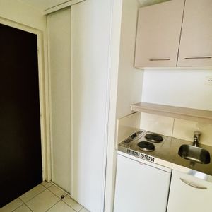 Studio de 1 m² proche Gare, en plein centre - Photo 2