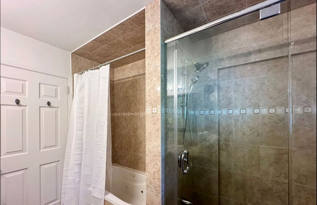 For Lease - 38 Lake Avenue, Richmond Hill, Ontario - Photo 1