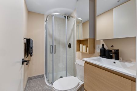 2025 Rue Peel, apt. 402 - Photo 2