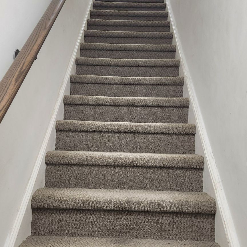 For Lease - 2420 Baronwood Drive Unit# 43-02, Oakville, Ontario - Photo 1