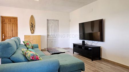 Cortijo con piscina y vistas al mar en zona de montaña pintoresca y aislada - Photo 5