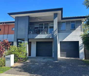 Charming Two Bedroom Townhouse in Willow Vale - Photo 5