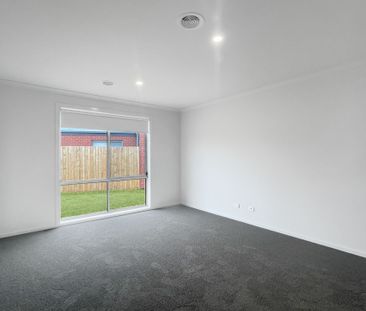 6 Guernsey Court, Sebastopol - Photo 4