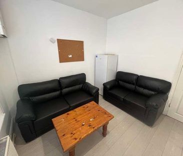 Harborough Road, SO15 - Photo 1