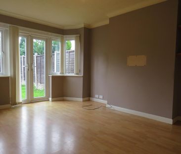 3 bedroom property to rent - Photo 3