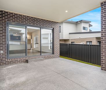 Brand New Stylish 3 Bedroom Home - Photo 4