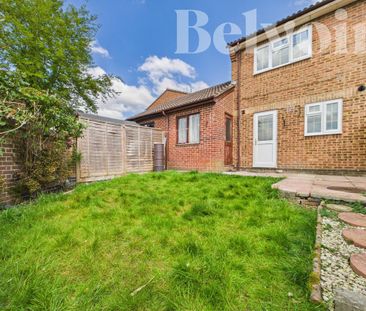 2 bedroom semi-detached house to rent - Photo 2
