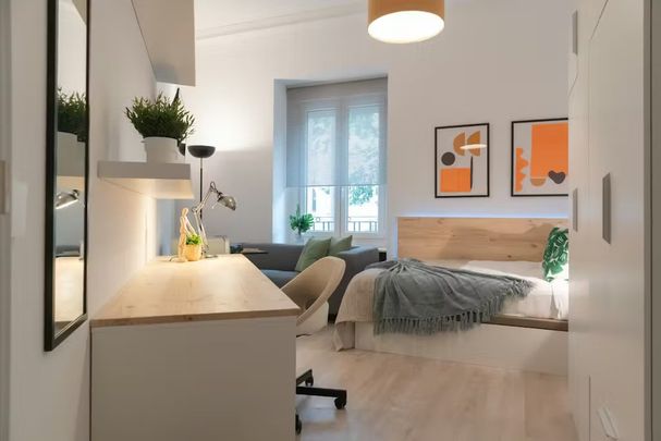 Calle de Santa Engracia, Madrid, Community of Madrid 28010 - Photo 1