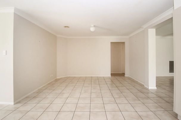 12 Hughes Street, Orange. - Photo 1