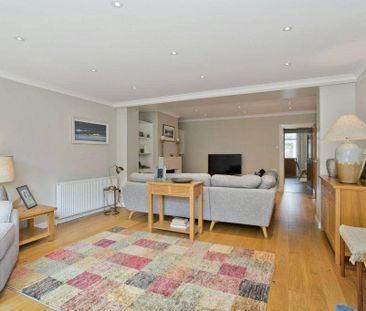 3 bedroom detached house to rent - Photo 4