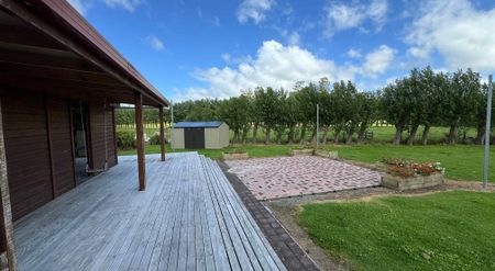 3 Bed with Big Garden for Rent in Helensville - Photo 3