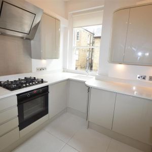2 bedroom property to rent - Photo 2