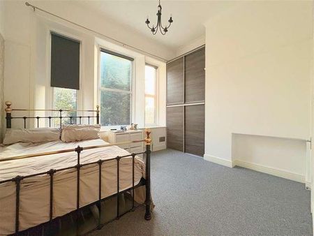 Sandrock Hall, Hastings, TN34 - Photo 5