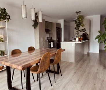 Logement 4 1/2 + bureau - Janvier 2026 - Photo 1