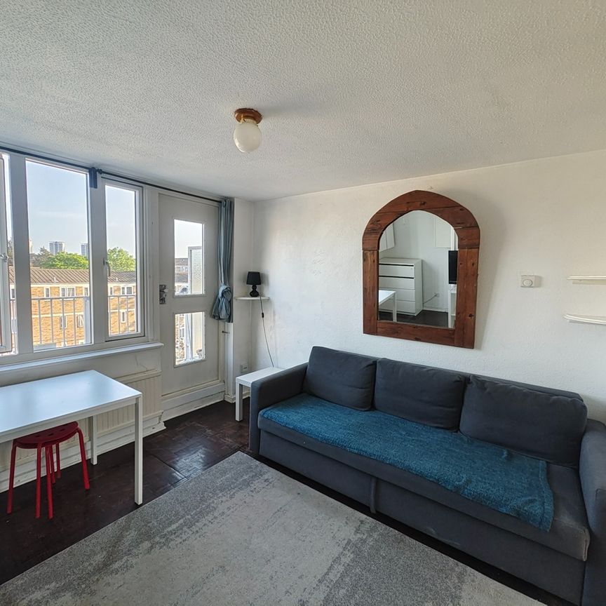 1 Bed Flat, Amina Way, SE16 - Photo 1