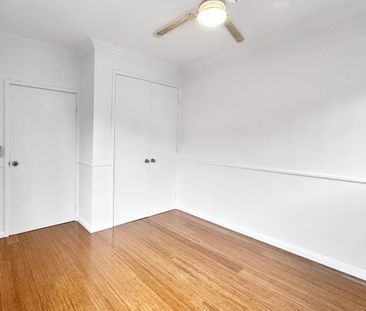2-Bedroom Apartment with City View! - Photo 3