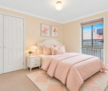 Spacious Family Living with Two Living Areas in Narre Warren South - Photo 6
