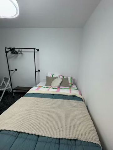 Carrer de Juan de Garay, Valencia, Valencian Community 46017 - Photo 4