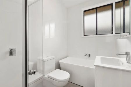 “Freshly Renovated Home with Modern Comforts” - Photo 5