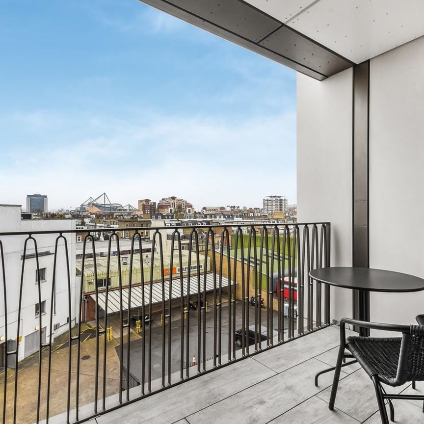 1 Bed Flat, Hampton House, SW6 - Photo 1