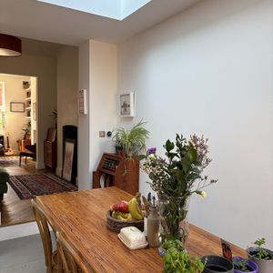 3 Bed Terraced House, Greenwood Road, E8 - Photo 2