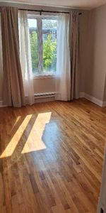 grand 4 1/2 à louer - Photo 4