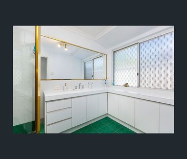 5 Wray Close, Bateman, WA 6150 - Photo 2