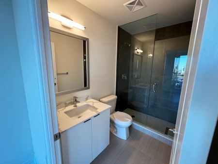 For Lease - 15 Watergarden Drive Unit# 2701, Mississauga, Ontario - Photo 3