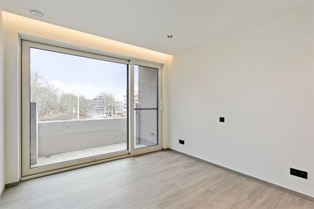 LUXUEUS APPARTEMENT MET 2 SLPKS TE DIEST! - Photo 3