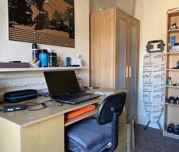 4 bedroom terraced house to rent - Photo 6