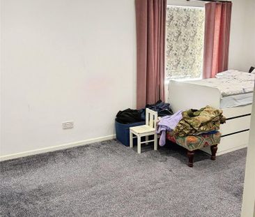 2 bedroom semi-detached house to rent - Photo 5