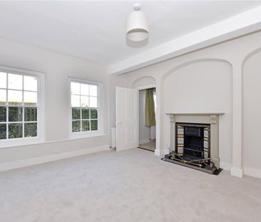 2 bedroom semi-detached house to rent - Photo 2