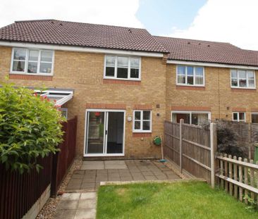 2 bed Terraced for rent - Photo 3