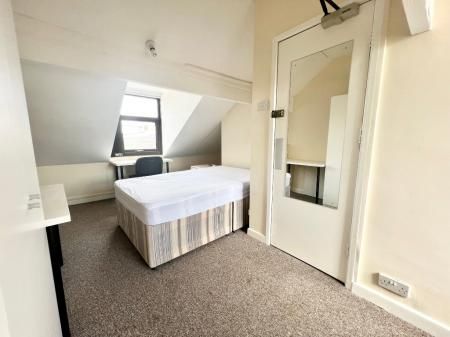 Crowther Street, Shelton, Stoke-On-Trent, ST4 - Photo 5