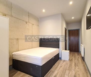 Studio to rent - Photo 3