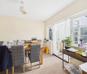 3 bedroom semi-detached house to rent - Photo 3