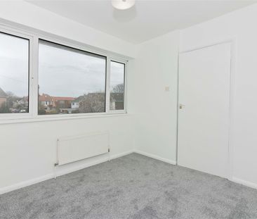 Pembury Close, Worthing - Photo 3