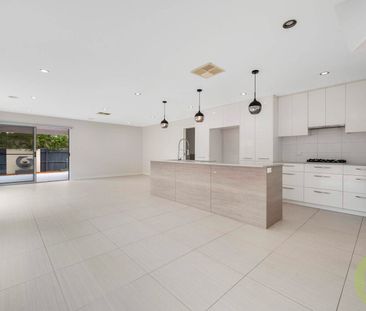 Spacious Family Home in Wright - Photo 5