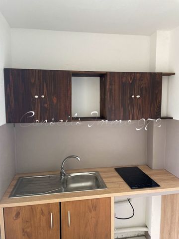 Studio à louer Fort-de-France (Chateaubœuf) 20 m2 Balcon - Photo 2