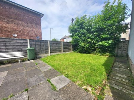 2 bedroom terraced house to rent - Photo 4