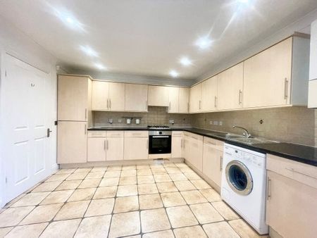 Arlington Road, Woodford Green, IG8, Property for rent - Photo 5