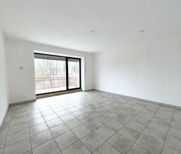 SCHADE HAUSVERWALTUNG - Gepflegte 2-Zimmerwohnung mit Balkon in Lüd... - Photo 1