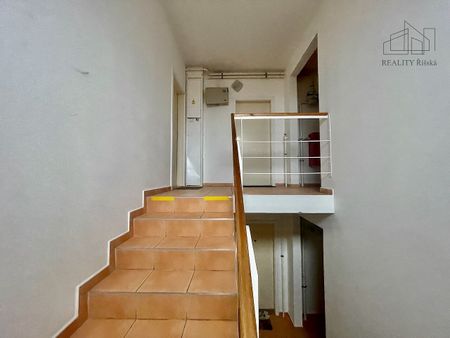 Pronájem bytu 1+1 46 m² - Photo 2