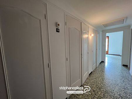 Appartement 2 pièces 48m2 MARSEILLE 16EME 740 euros - Photo 4