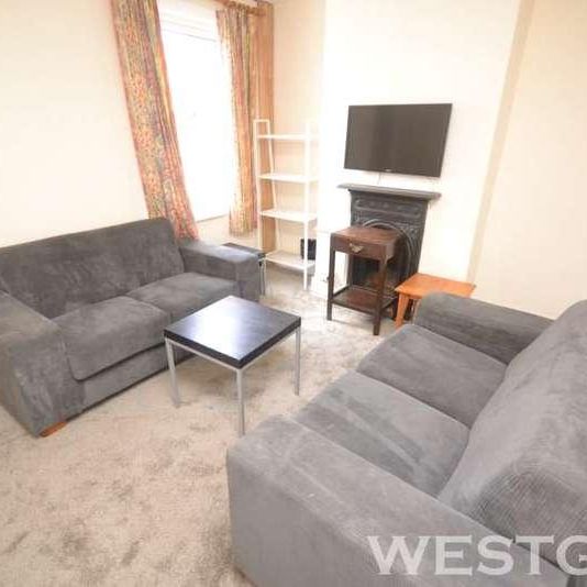 Blenheim Gardens, Reading, RG1 - Photo 1