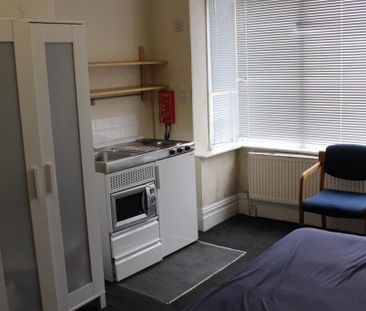 1 bedroom terraced house to rent - Photo 3