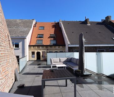 Prachtig duplex-appartement met twee slaapkamers en ruim dakterras ... - Foto 2